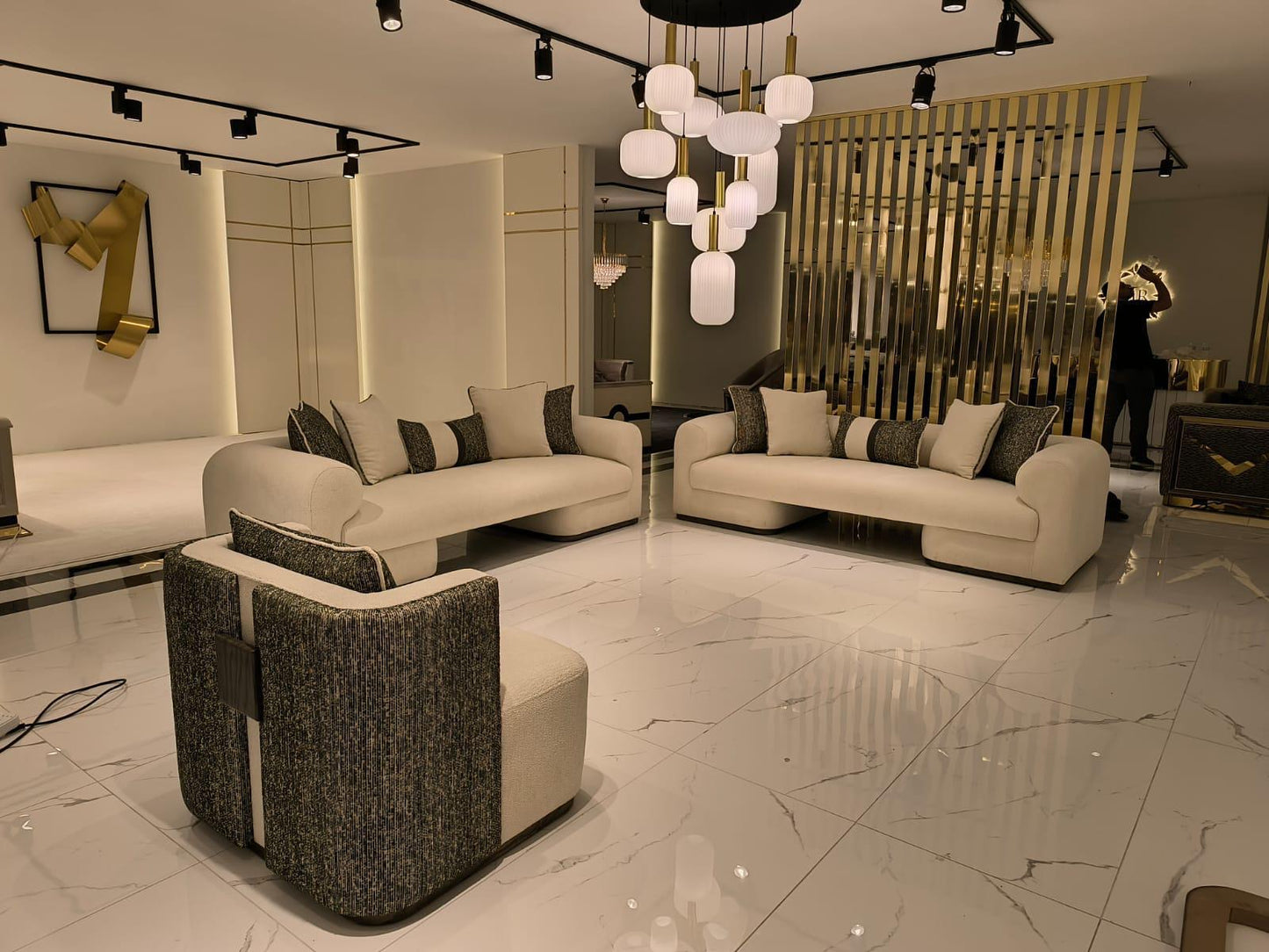 Mona Sofa Set