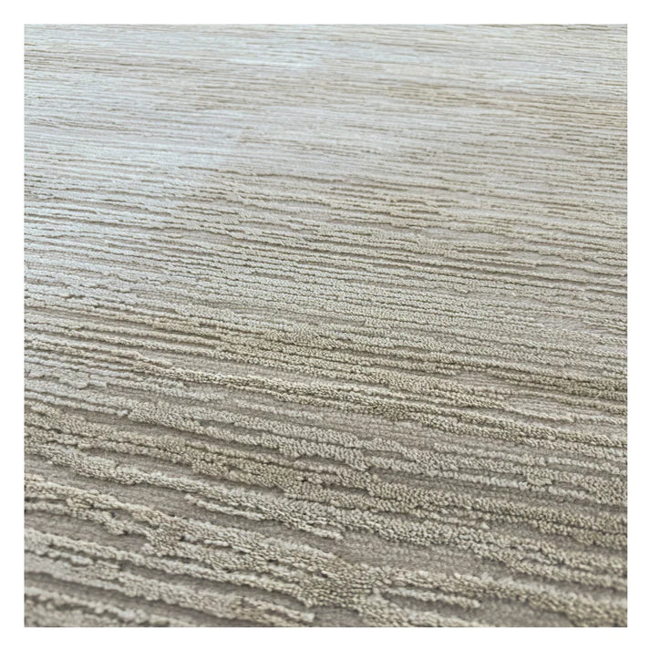 Light Beige Rug 5'x8'