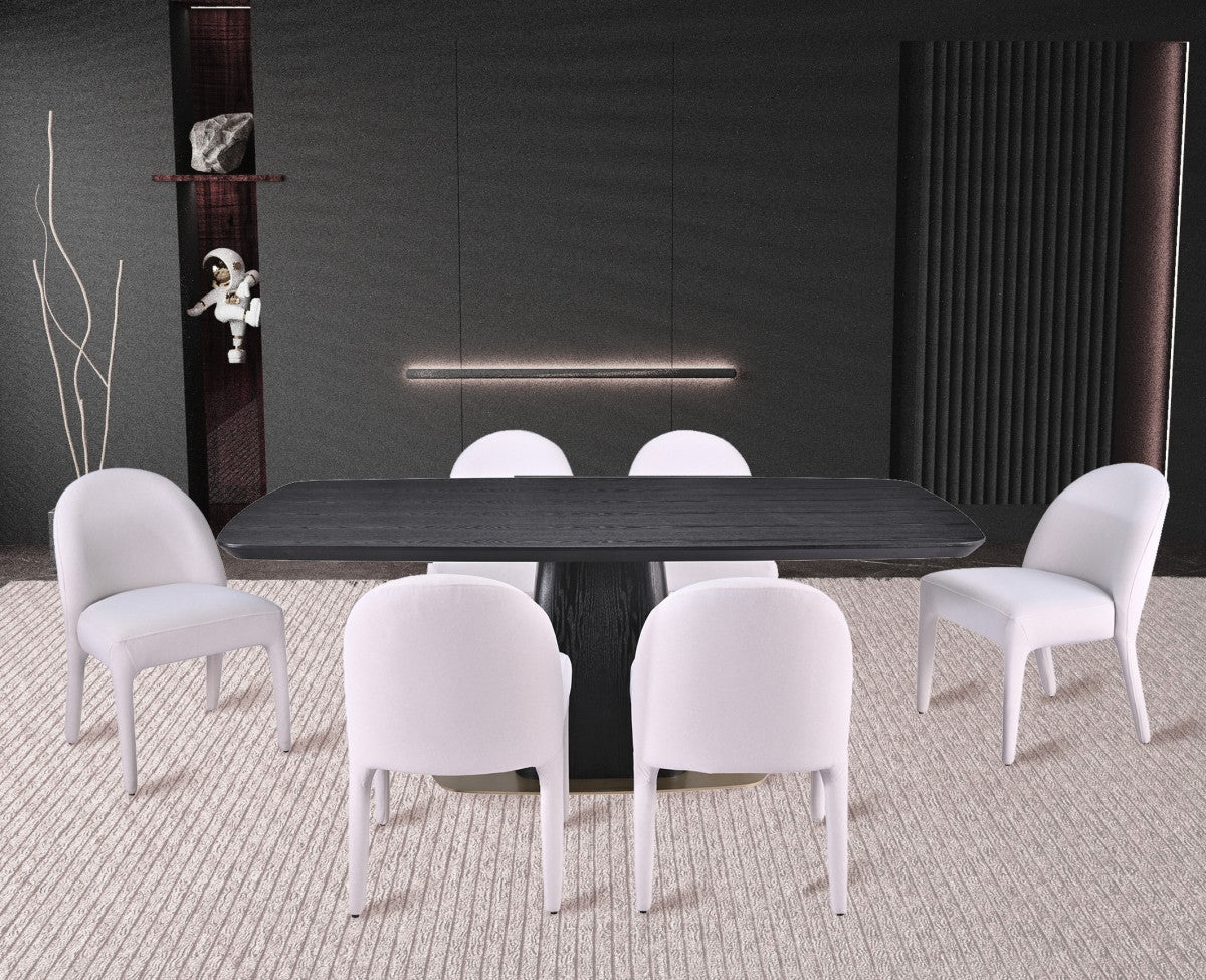 Ryaan Dining Room Set
