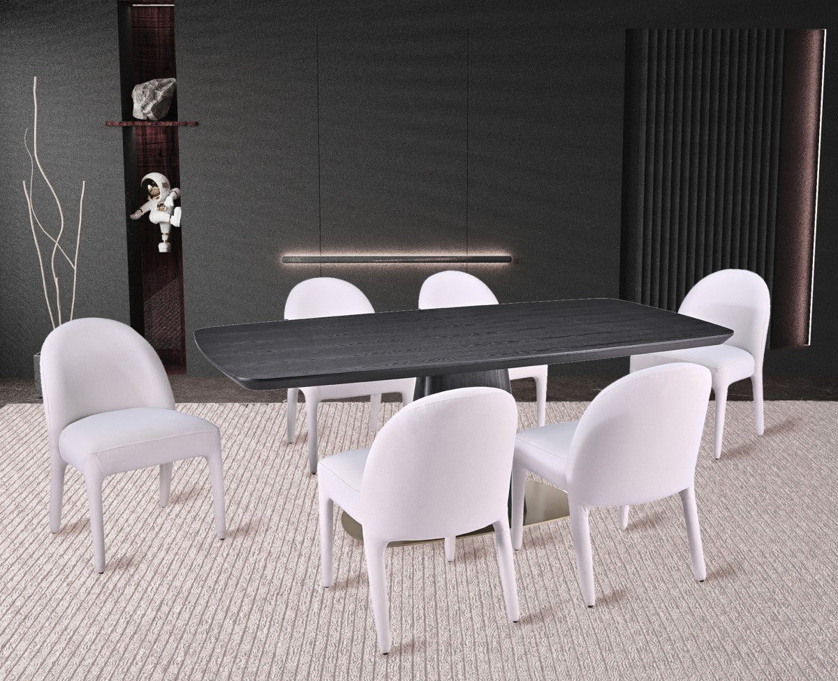 Ryaan Dining Room Set
