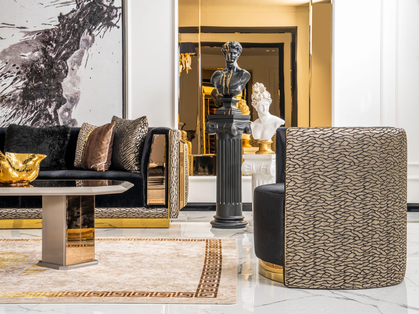 Grand Leon’s Sofa Set