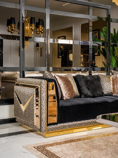 Grand Leon’s Sofa Set